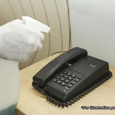 Oyo 78245 Collection O Hotel Crown Inn Navi Mumbai Ngoại thất bức ảnh