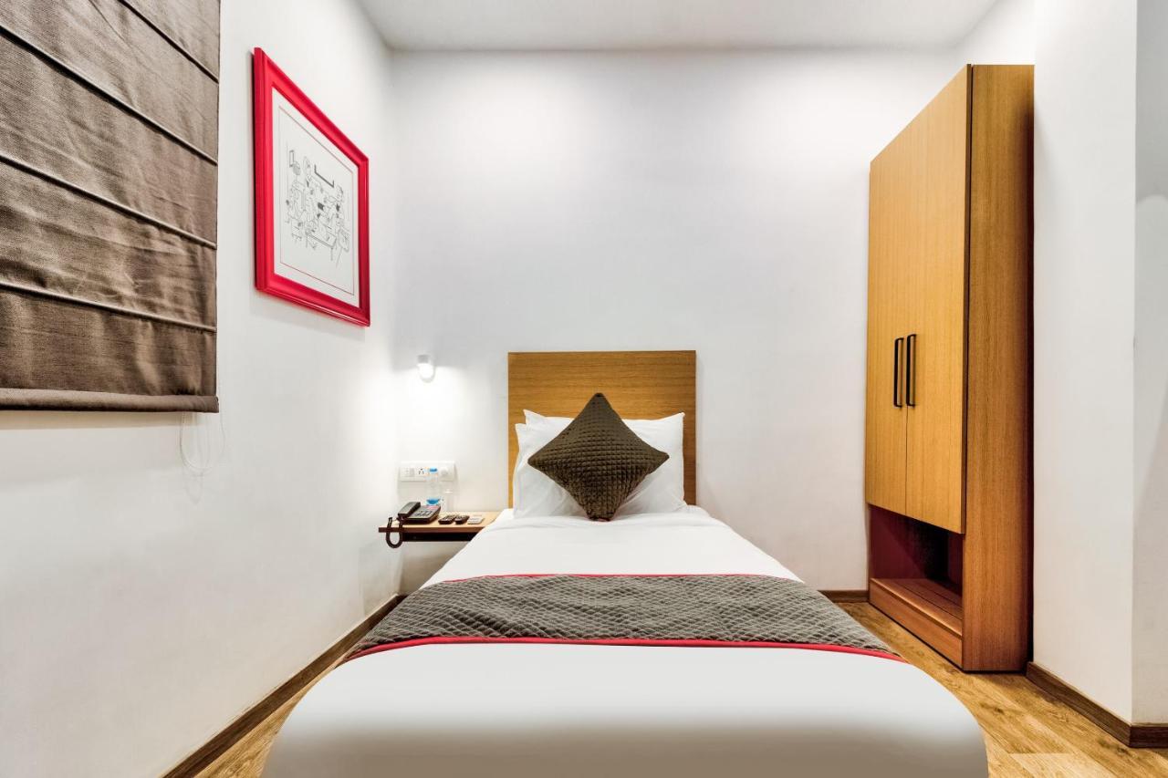 Oyo 78245 Collection O Hotel Crown Inn Navi Mumbai Ngoại thất bức ảnh
