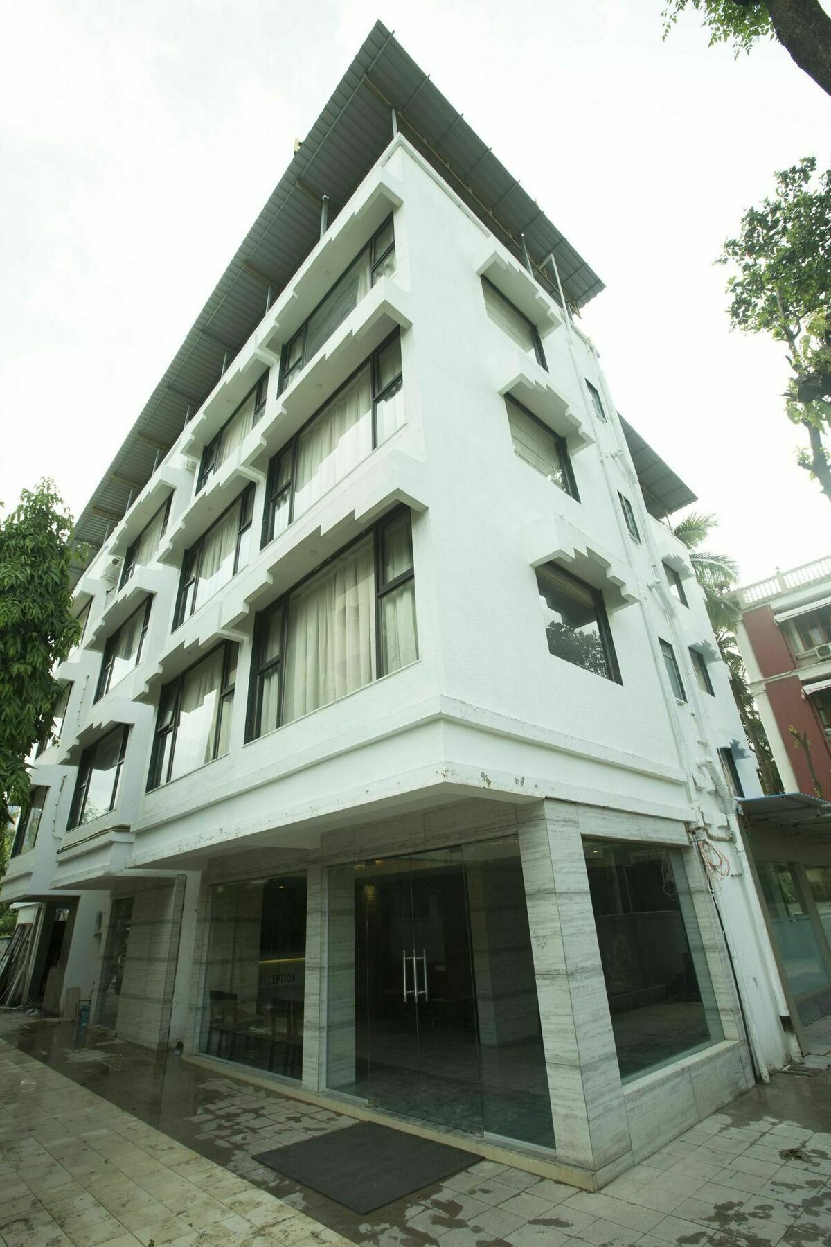 Oyo 78245 Collection O Hotel Crown Inn Navi Mumbai Ngoại thất bức ảnh