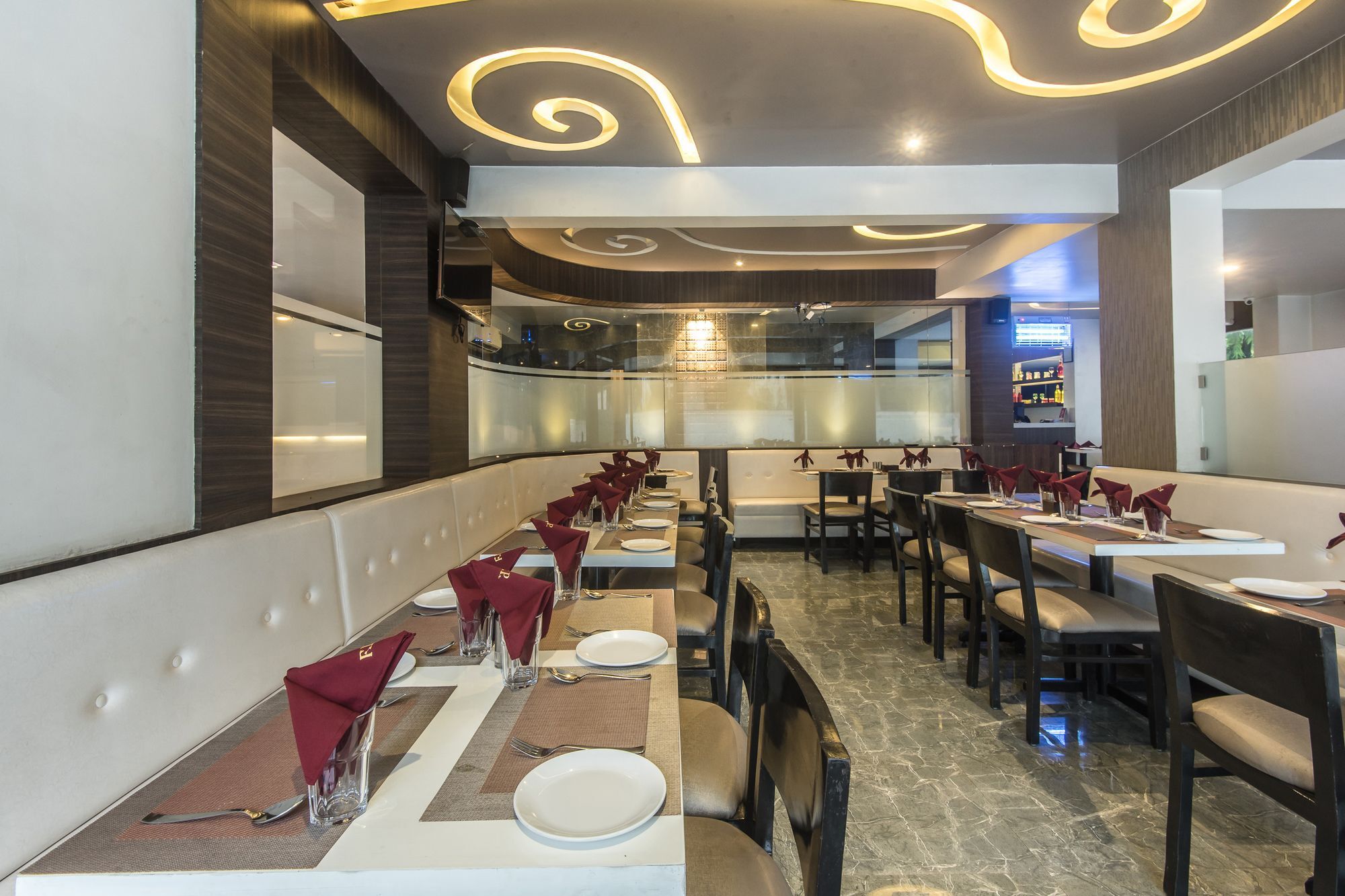Oyo 78245 Collection O Hotel Crown Inn Navi Mumbai Ngoại thất bức ảnh