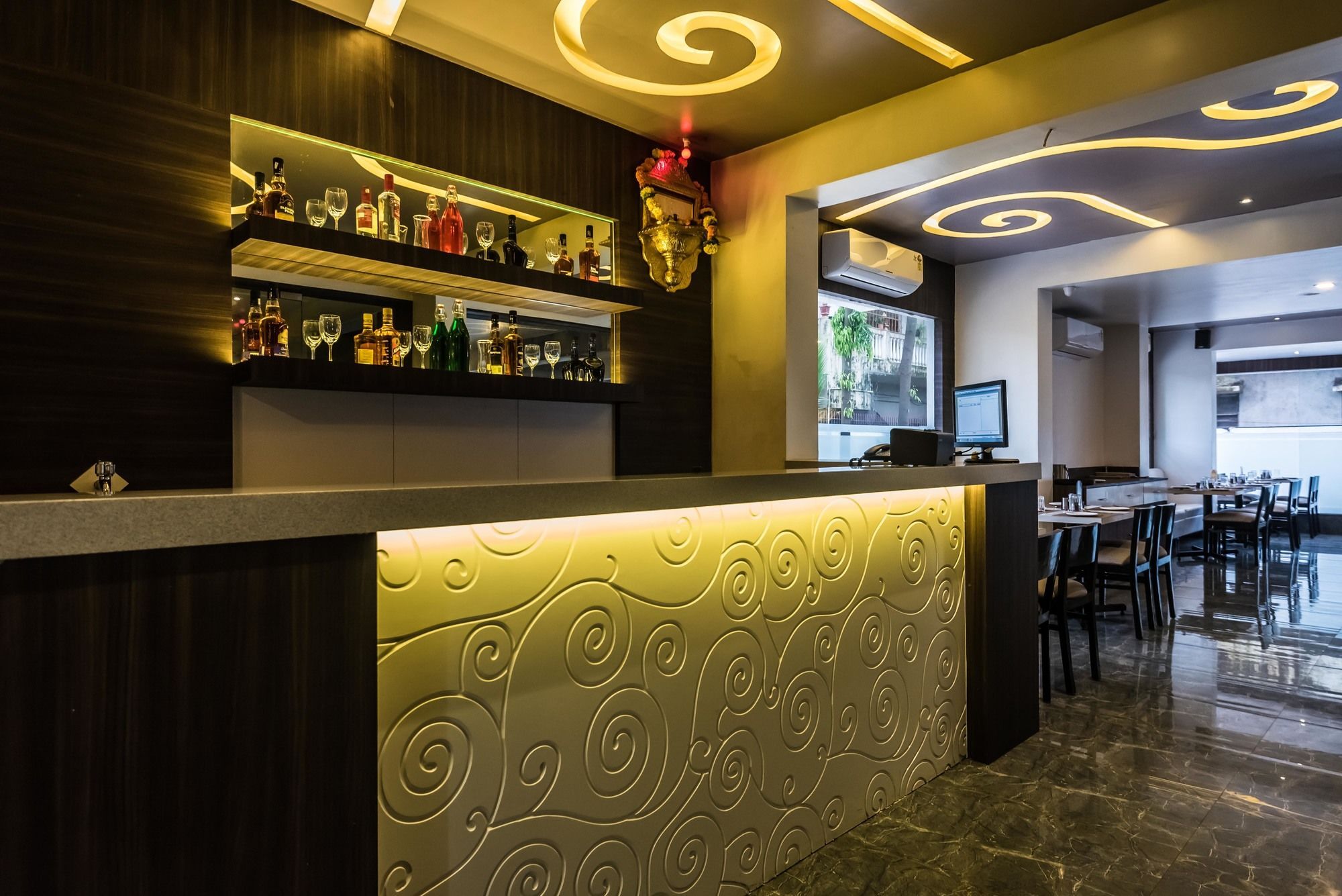 Oyo 78245 Collection O Hotel Crown Inn Navi Mumbai Ngoại thất bức ảnh