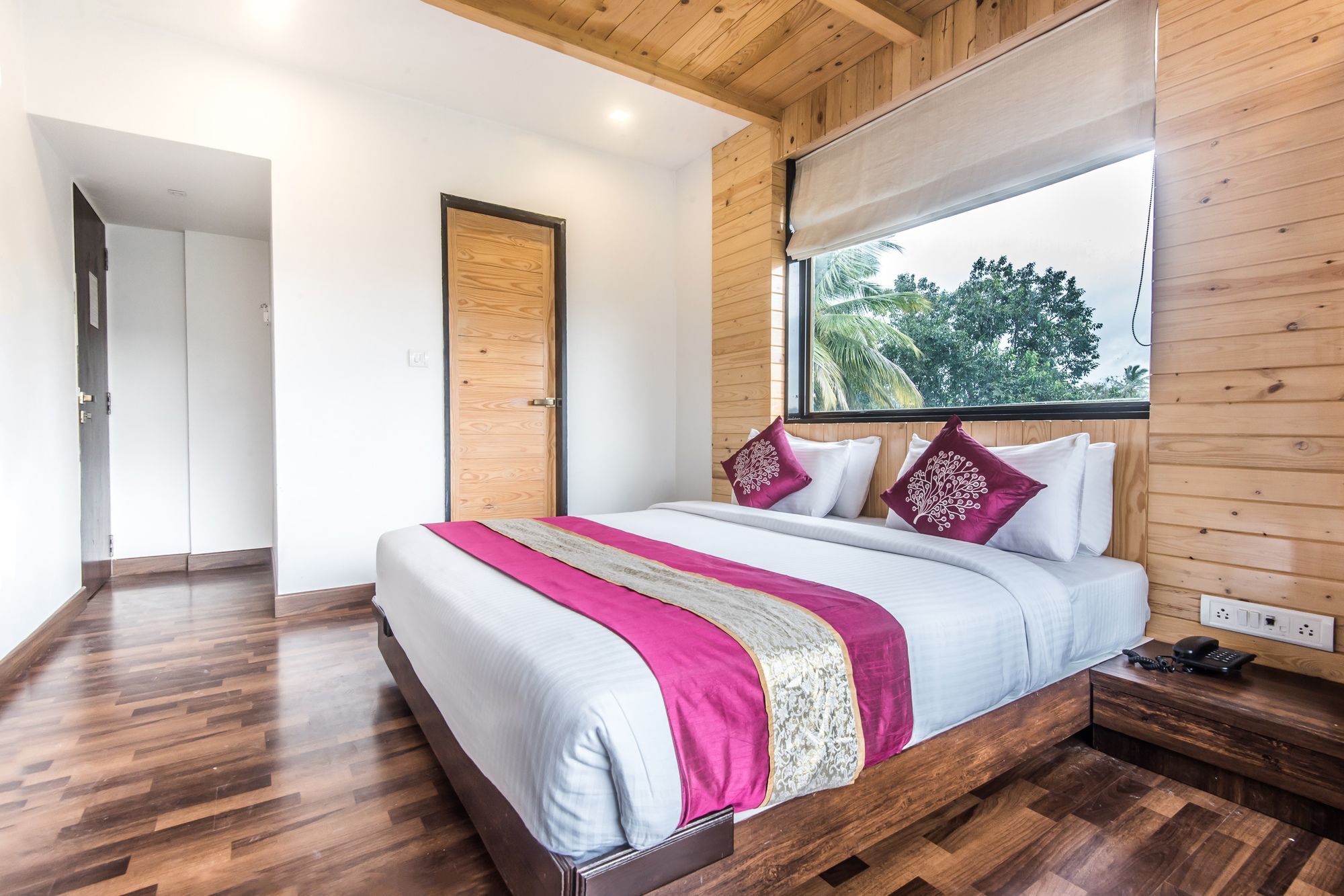 Oyo 78245 Collection O Hotel Crown Inn Navi Mumbai Ngoại thất bức ảnh